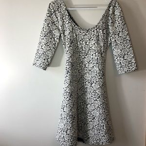 Hollister daisy 3/4 sleeve sun dress cutout back